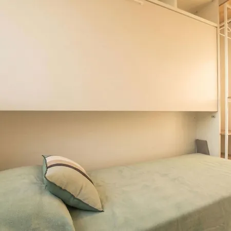 Nautilus By Interhome *